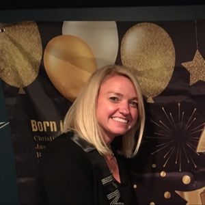 Meet your Posher, Danielle